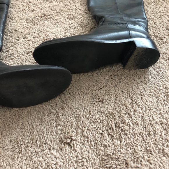 EUC Tory Burch boots - Picture 2 of 3